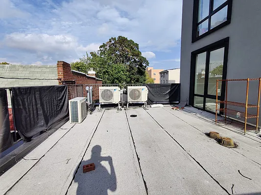 Rented by Signature Property Realty | media 3