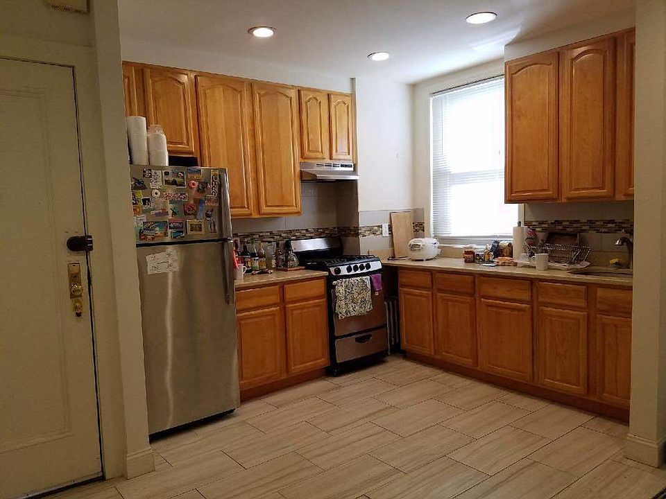 1st image of 2541 21st St #3F