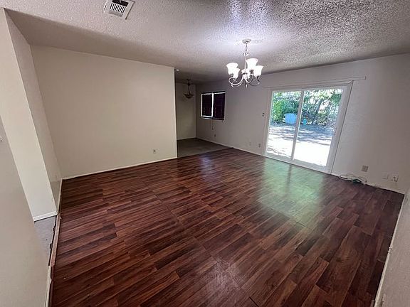 4th image of 4406 Dovewood Dr