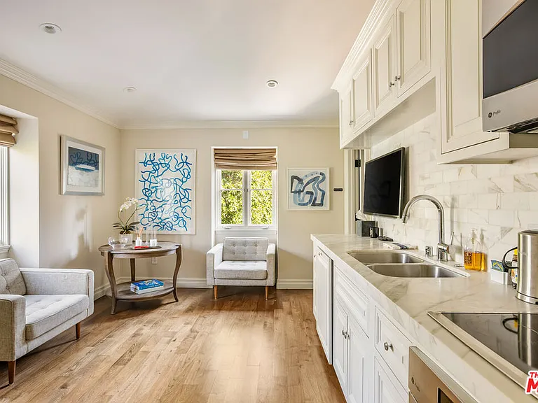 10847 Bellagio Rd — Photo 43