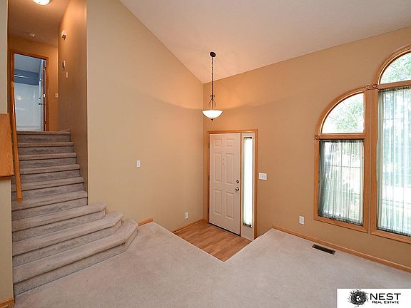 5th image of 7941 Creek View Dr