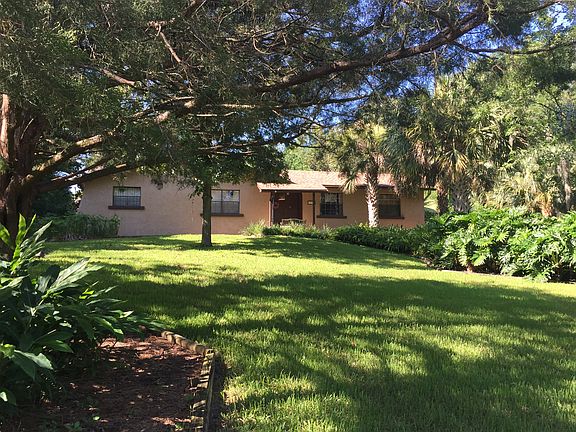 2nd image of 3290 Hickory Ln