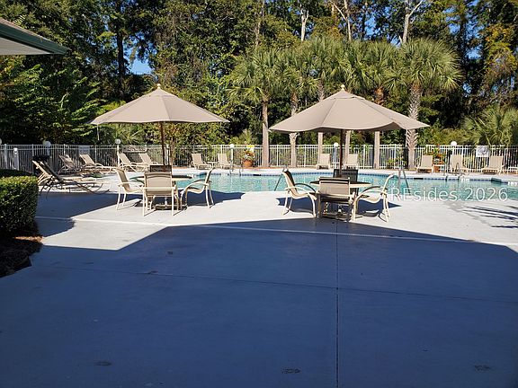 4th image of 897 Fording Island Rd APT 1304