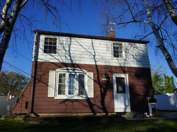 3703 South 46th STREET, Greenfield, WI 53220