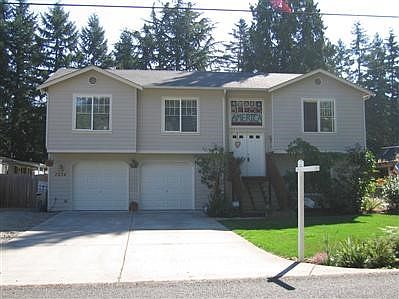 1st image of 7224 192nd Avenue E