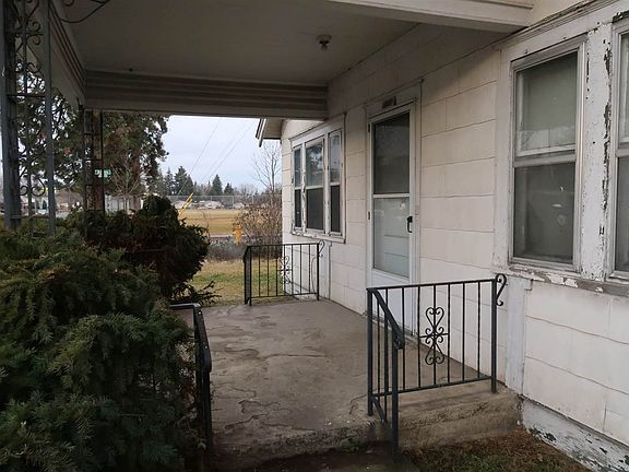 3rd image of 2601 E Francis Ave