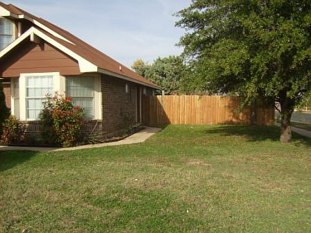 1st image of 2701 Cactus Dr
