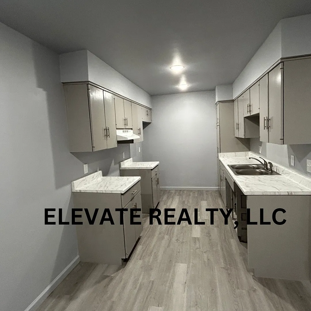 3 bed, 1197 sqft, $1,300 — Photo 4