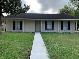 11202 Sageland Dr, Houston, TX 77089