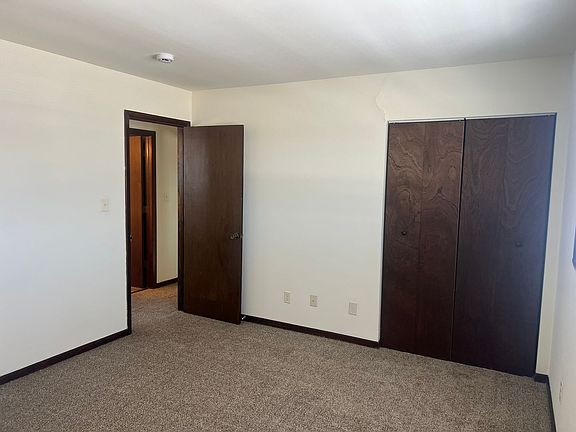 4th image of 1410 E Stonehenge Dr