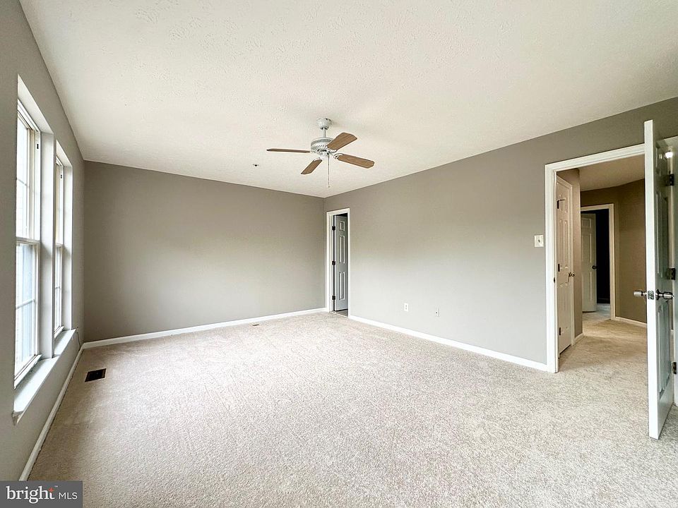 1st image of 20527 Lowfield Dr