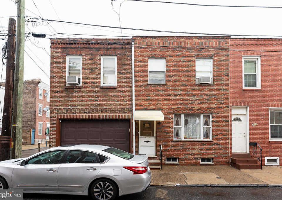 1st image of 2717-19 E Albert St