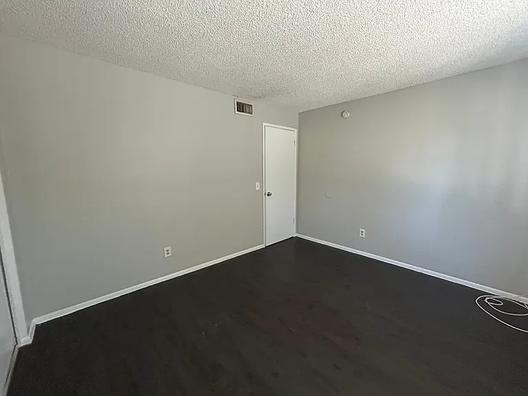 3645 N 71st Ave #16 — Photo 12