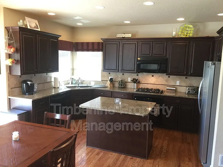 5751 Cisco Dr — Photo 4