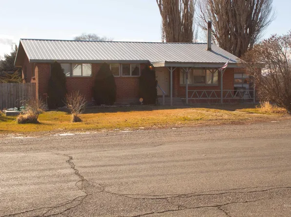 1351 17th St, Heyburn, ID 83336