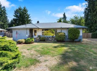 9509 48th Dr NE, Marysville, WA