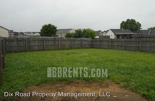 3rd image of 7427 Brookstone Dr