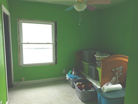 4th image of 509 E Madison St