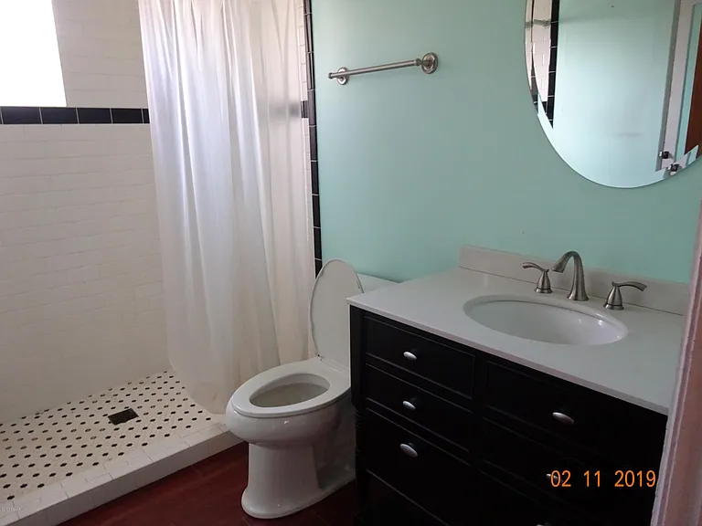 112 Fox Pl — Photo 16