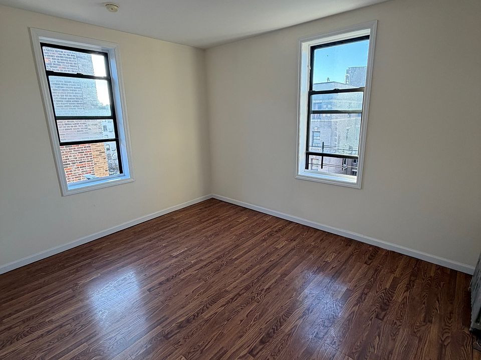 1st image of 235 Wadsworth Ave APT 3B