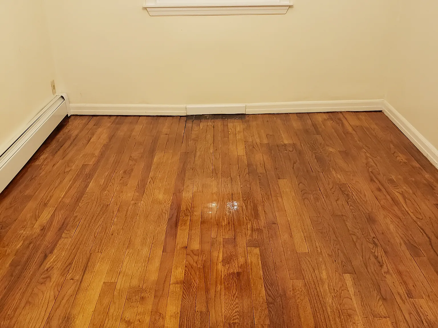 3 bed, 2000 sqft, $1,200 — Photo 2