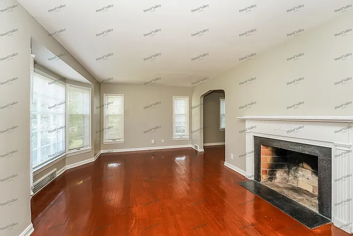 1183 Argonne Rd — Photo 6