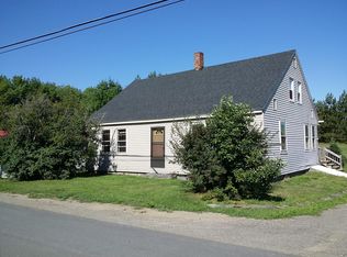 399 Ridge Rd, Fairfield, ME 04937