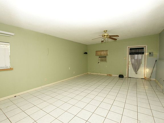 5th image of 5204 Cuellar Ln