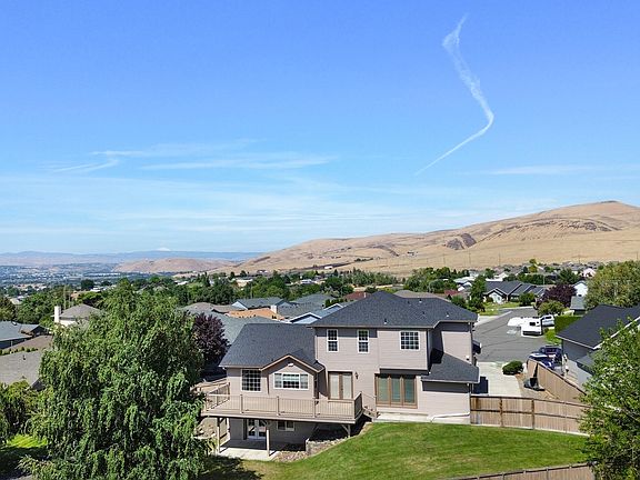 5th image of 5065 Pear Butte Dr
