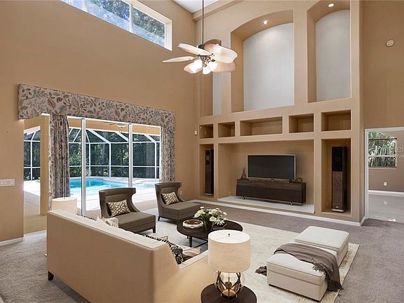 4th image of 16344 Heathrow Dr