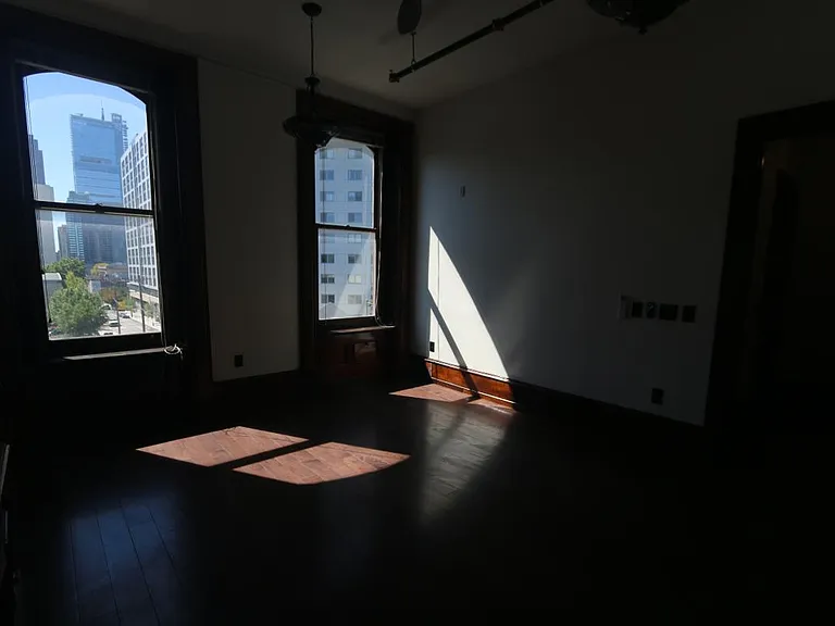 1733 Spring Garden St #3F — Photo 4