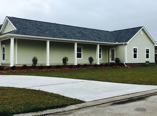 206 Omega St, Belle Chasse, LA 70037