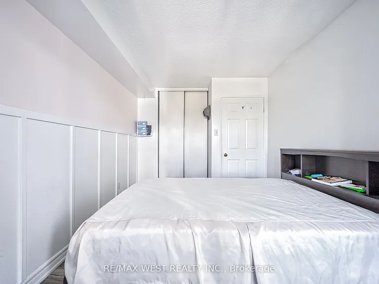 250 Webb Dr #503 — Photo 32