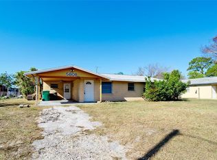 5808 2nd St W, Bradenton, FL 34207