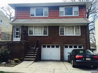 389 Bernard Pl, Ridgefield, NJ 07657