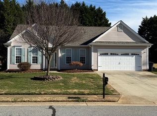 992 La Plata Dr, Kernersville, NC 27284