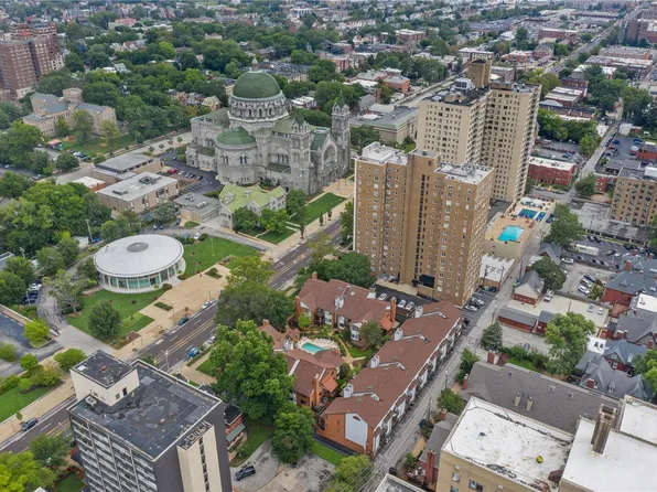 4444 Lindell Blvd APT 1, Saint Louis, MO 63108