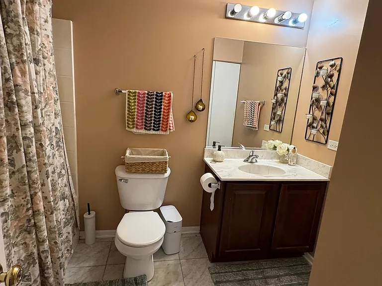 587 Saddlebrook Ln — Photo 17