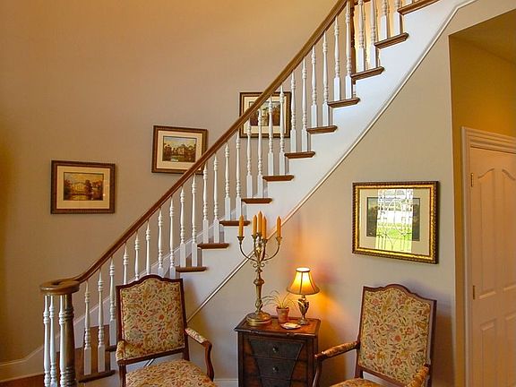 Foyer with winding staircase