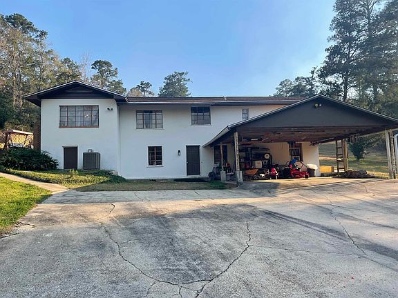4th image of 928 Fletcher Dr