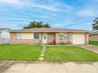 405 Fairview Dr, La Place, LA 70068