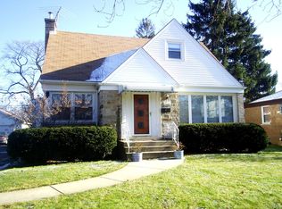 2129 Newcastle Ave, Westchester, IL 60154