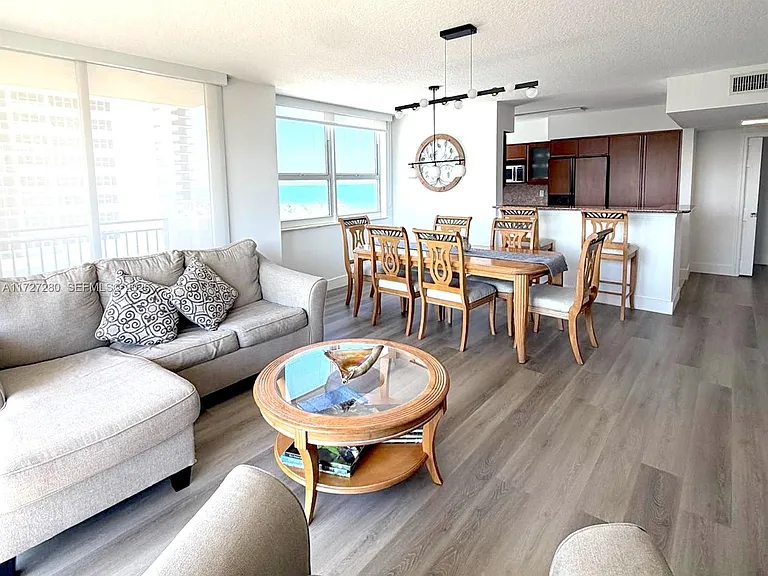2080 S Ocean Dr #502 — Photo 13
