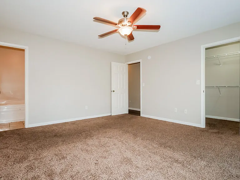 7296 Green Ash Dr — Photo 9