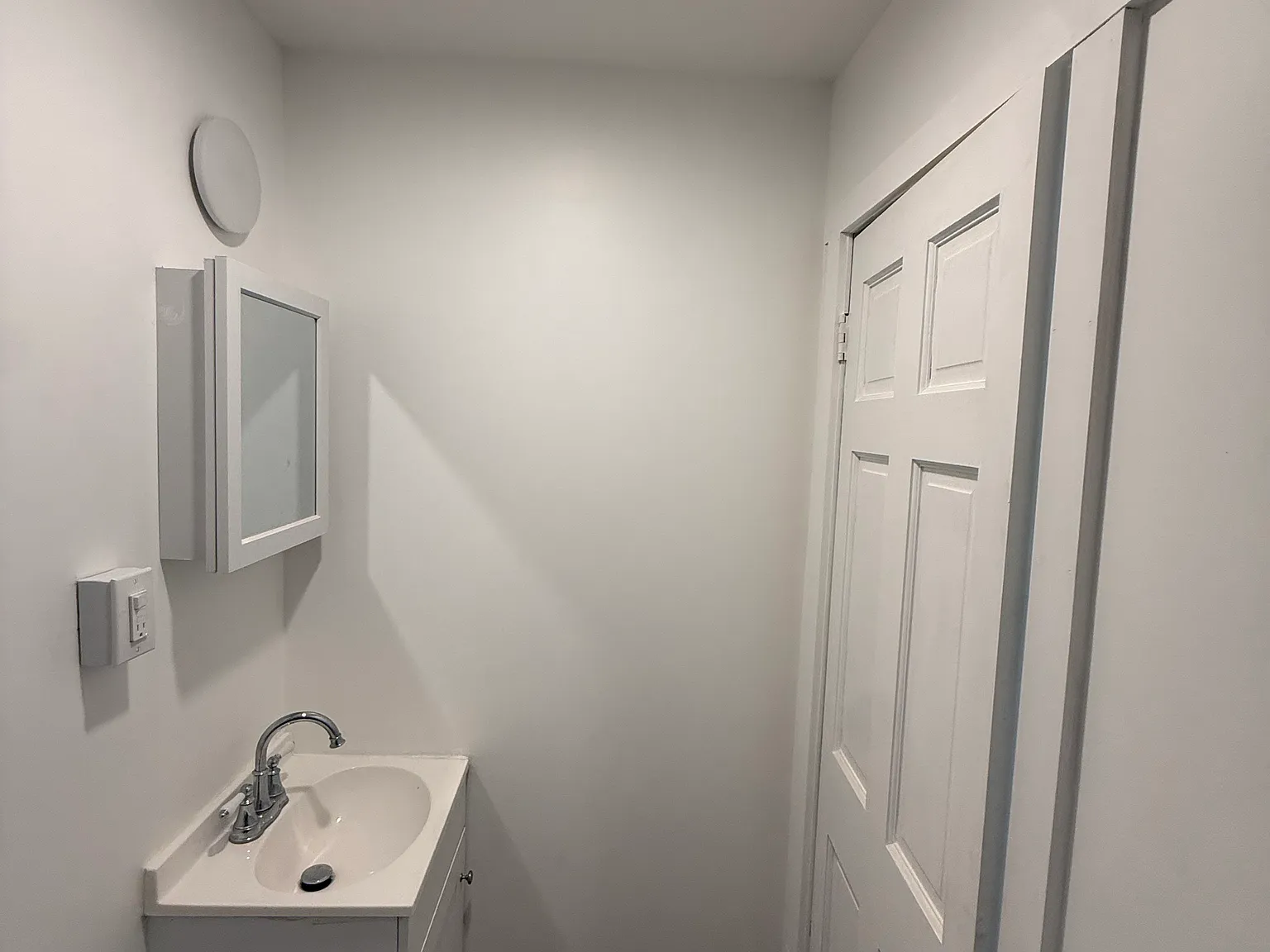 5 bed, 2012 sqft, $1,900 — Photo 3