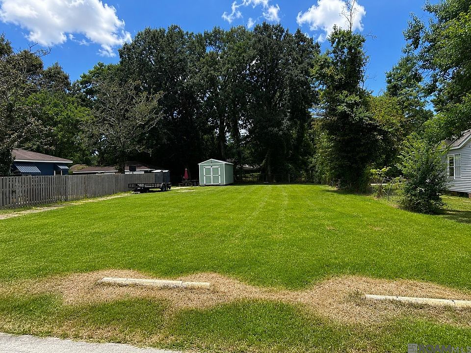 1st image of 3647 Webb Dr