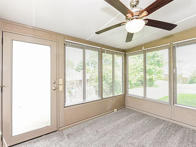5012 Millpond Ct — Photo 16