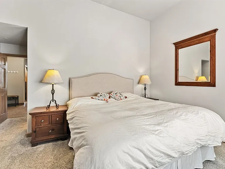 720 Lakepoint Dr — Photo 13