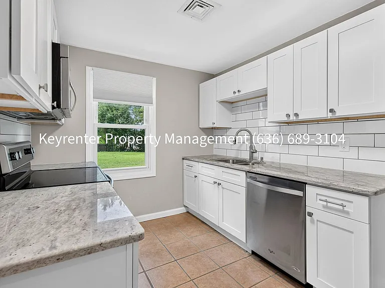 3627 High Dr — Photo 4