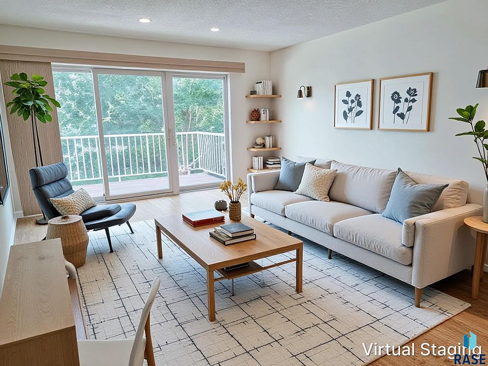 1st image of 2501 S Kiwanis Ave APT 315